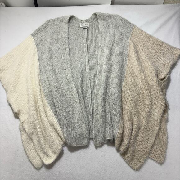 Saturday Sunday Anthropologie Women’s One Size Poncho Sweater Open Front Fuzzy - Picture 1 of 14